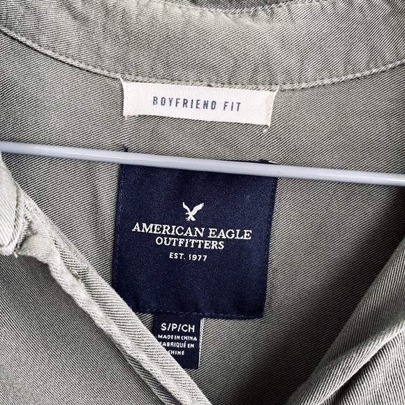 SOLD SOLD SOLD AMERICAN EAGLE Boyfriend Fit Button up Casual - Picture 3 of 6